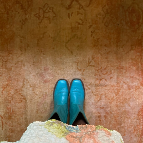 Old West Turquoise Heeled Boots - Picture 4 of 10